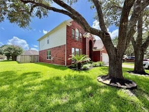 Building Photo - 7426 Maple Run Dr