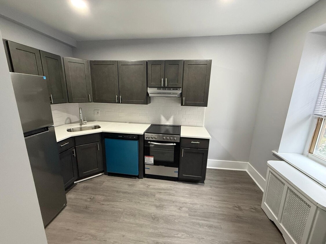 Photo - 215 W Walnut Ln (Philadelphia, PA)