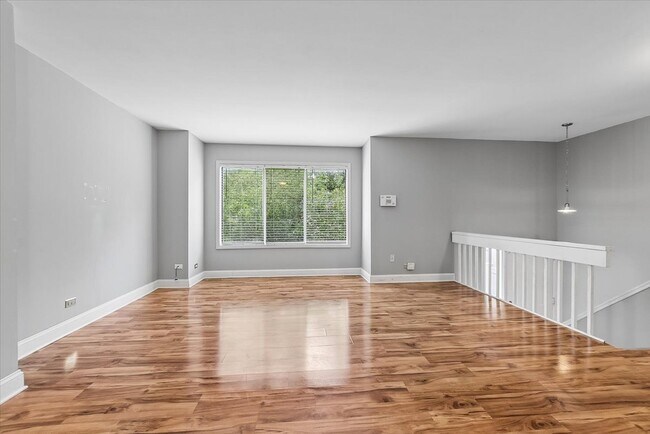 Building Photo - 441 Park Ridge Ln