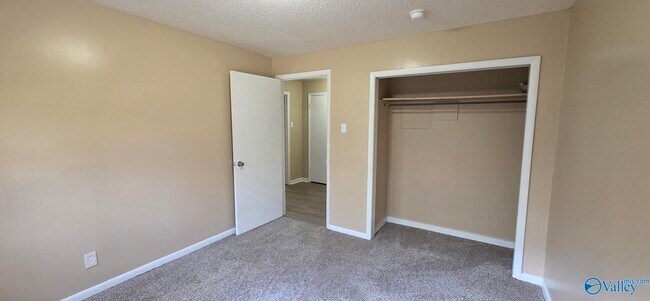 Foto del edificio - 2108 Hill St NW