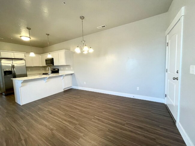 Building Photo - 3919 W 1530 N