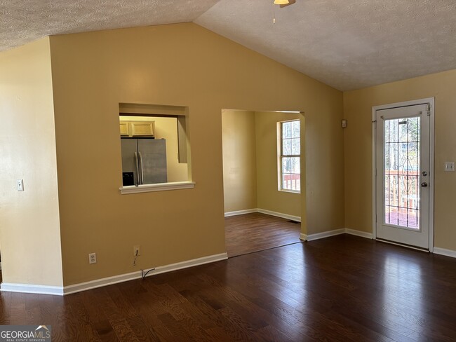 Building Photo - 5734 Wellborn Oaks Ct