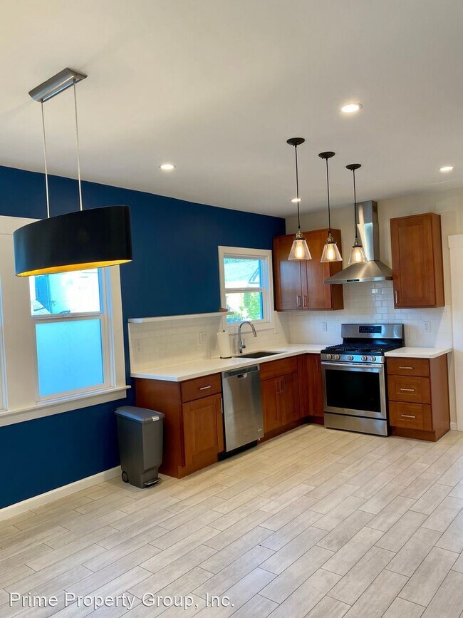 Foto del edificio - 3 br, 1 bath House - 1444A 24th Ave.