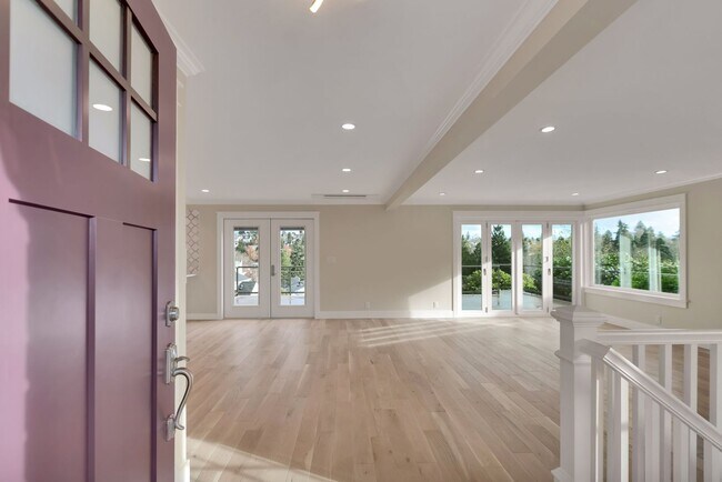 Foto del edificio - Stunning Magnolia Renovation with Views and Exceptional Location!!!