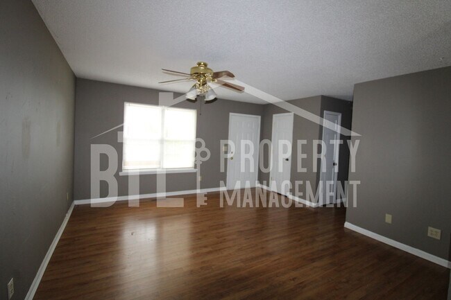 Foto del edificio - Charming 3-Bedroom Home in Branson – Pet f...