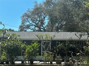 Building Photo - 1818 San Mateo Dr