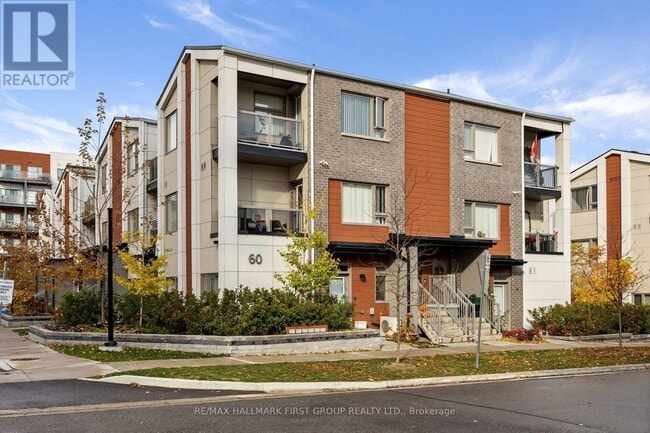Building Photo - 60 Orchid Pl Dr