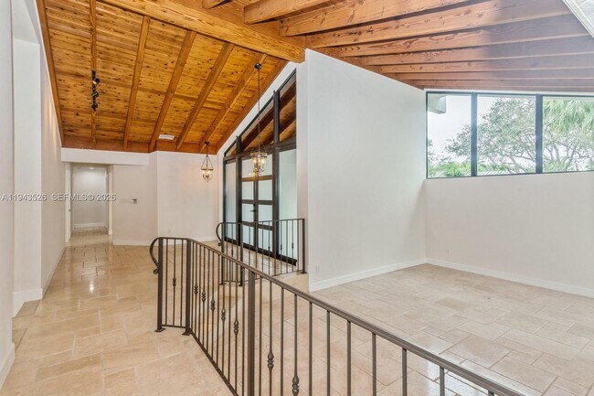 Foto del edificio - 15405 SW 73rd Ct