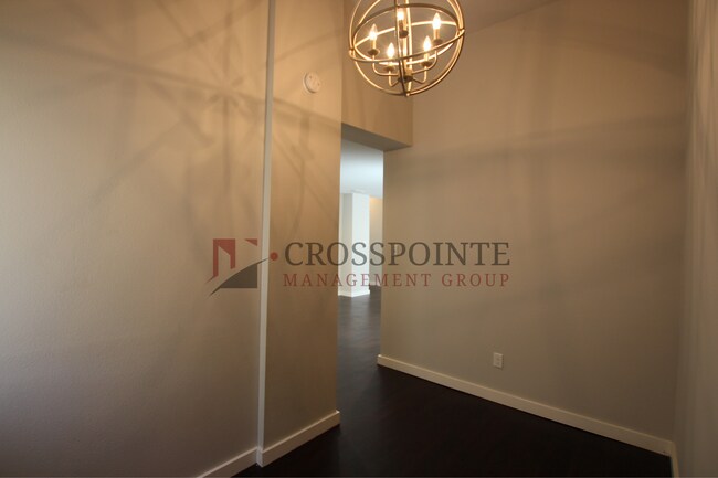 Foto del edificio - Available Now! 2 bedroom in Historic Charn...