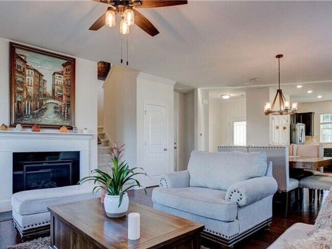 Foto del edificio - 4107 Hickory View Dr