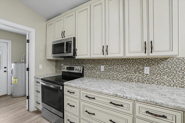 Foto del edificio - 28 Sudai St