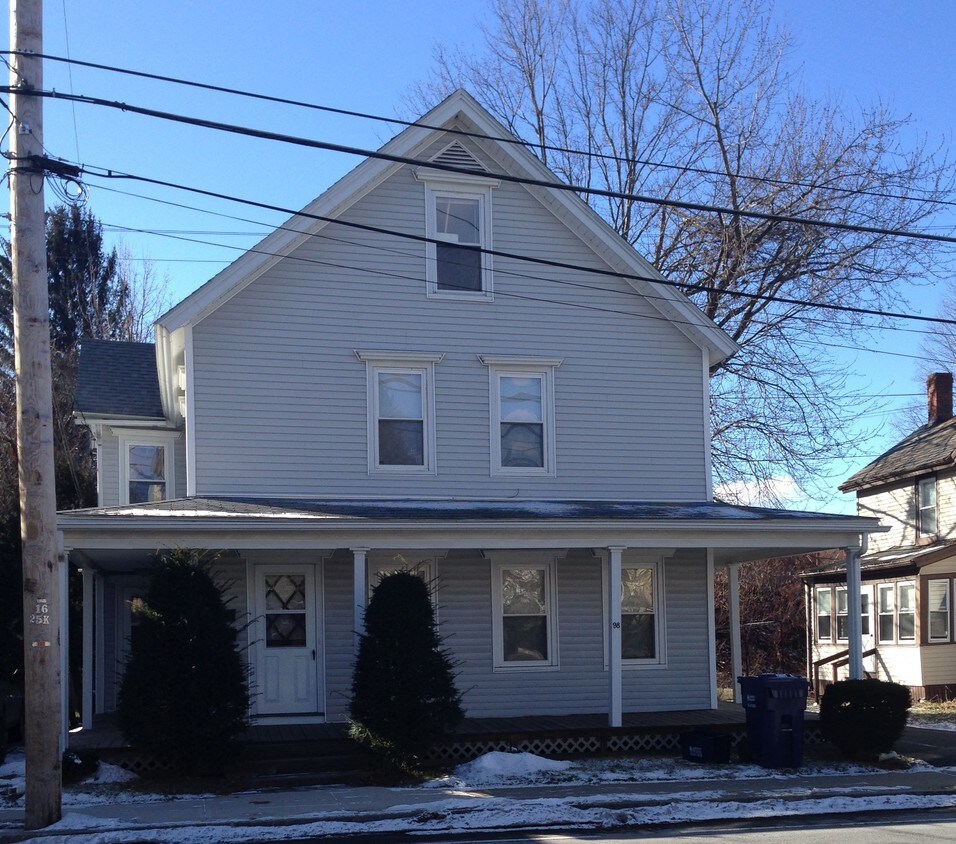 98 Market St, Northampton, MA 01060 Condo for Rent in Northampton, MA