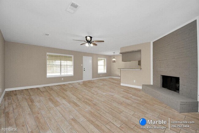 Foto del edificio - 3 br, 2 bath House - 2302 Anthony Ln