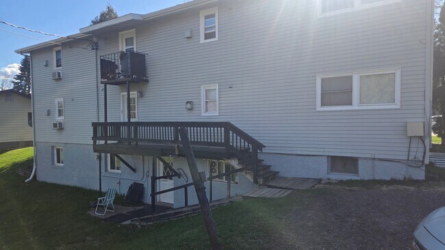 Foto del edificio - 818 2nd Ave