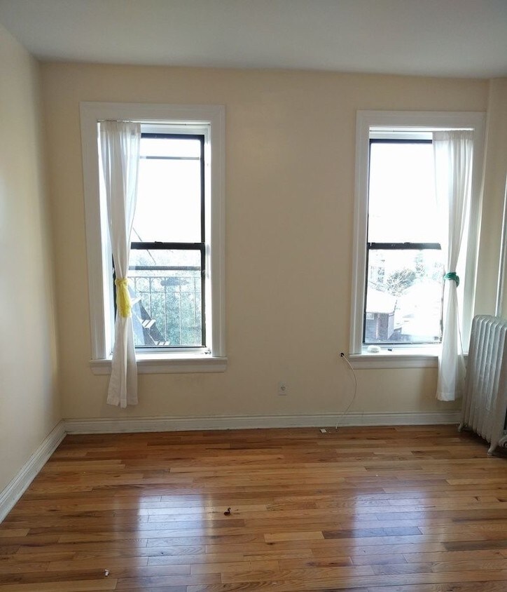 Foto principal - 1902 Cortelyou Rd