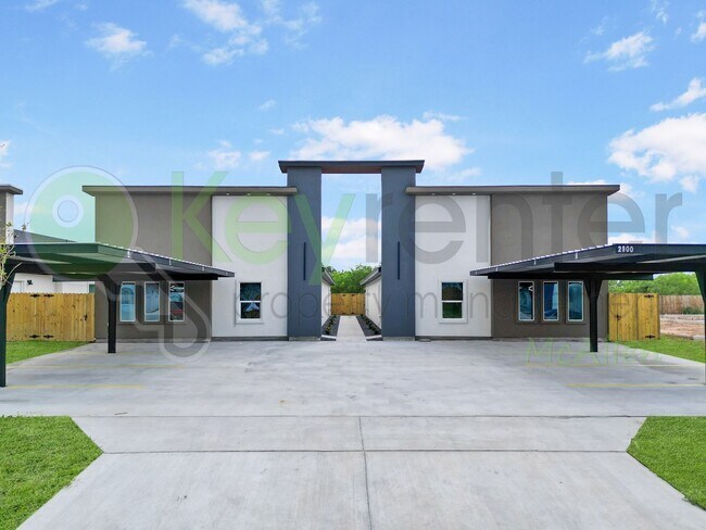 Foto del edificio - Brand New! SUPER LOW Move-In Price