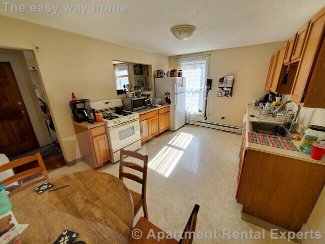 Foto del edificio - Arlington Center 2 Bedroom  - Total Renova...
