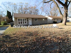 Building Photo - 1941 Beverly Ct