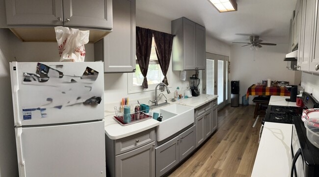 Foto del edificio - 3 Bedroom / 1 Bathroom Home in San Bernardino