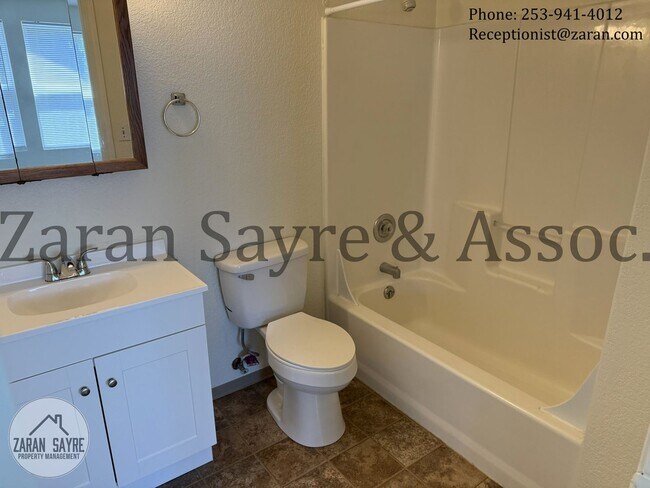 Foto del edificio - 756 - Three Bedroom, Three Bath in Auburn!
