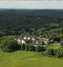 Building Photo - 164 Whitehall Rd