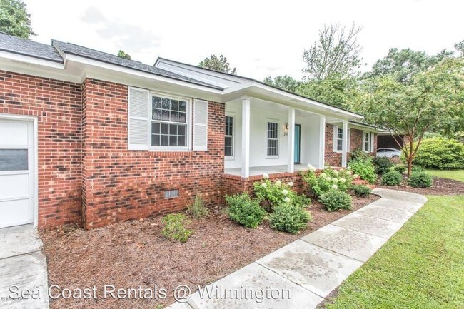 Foto del edificio - 3 br, 2 bath House - 201 South Cardinal Drive