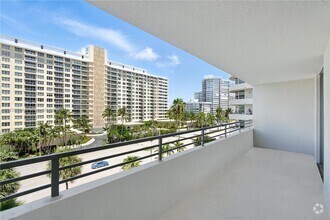 Building Photo - 5555 Collins Ave