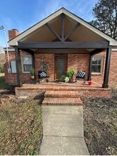 Building Photo - 2705 S Battlefield Blvd