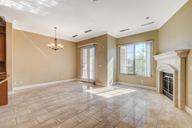 Foto del edificio - Luxury Resort Style Condo in Lake Las Vegas