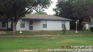 Building Photo - 927 W Formosa Blvd