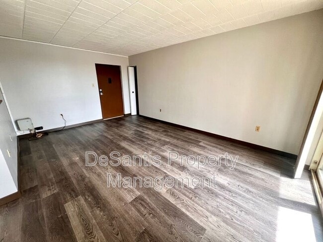 Foto del edificio - 508 Lunar Ln
