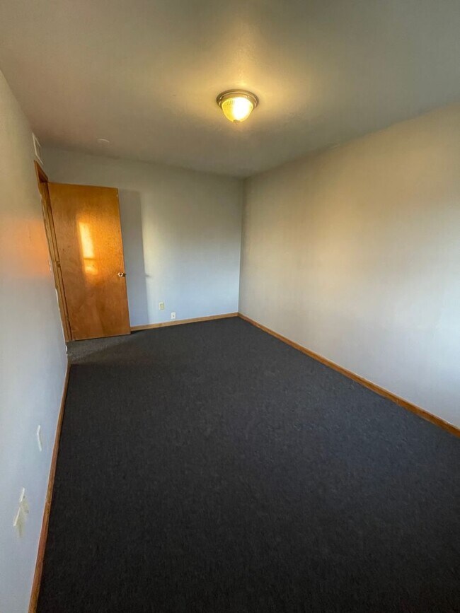 8809 West Villard Avenue Apartment for Rent in Milwaukee, WI