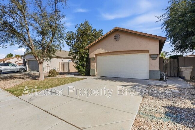 Photo - 8717 N 58th Ln House