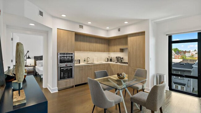 Foto del edificio - 815 V St NW