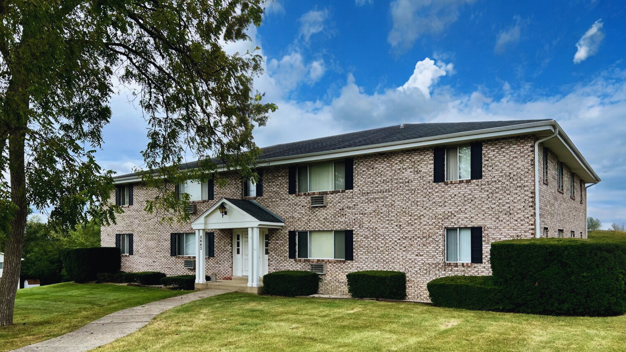 Primary Photo - Bristol Apartments