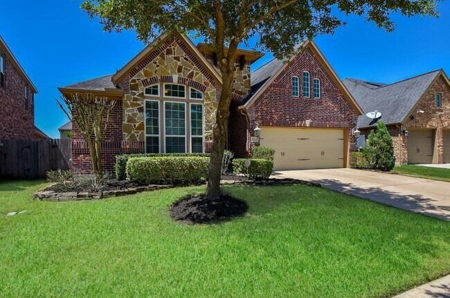 Foto del edificio - 6615 Rising Hills Ln