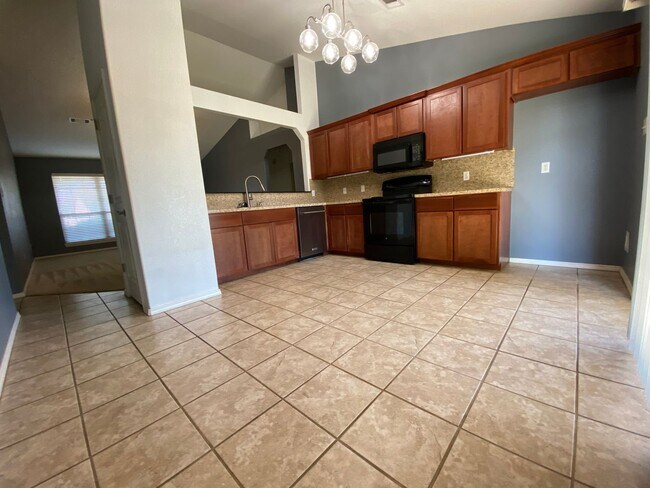 Foto del edificio - Southfield Heights Cutie! 3 Bed 2 Bath 2 C...