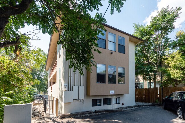 Foto del edificio - Goss Street Apartments