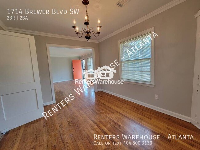 Building Photo - Spacious 2 Bedroom Brick Ranch in Atlanta
