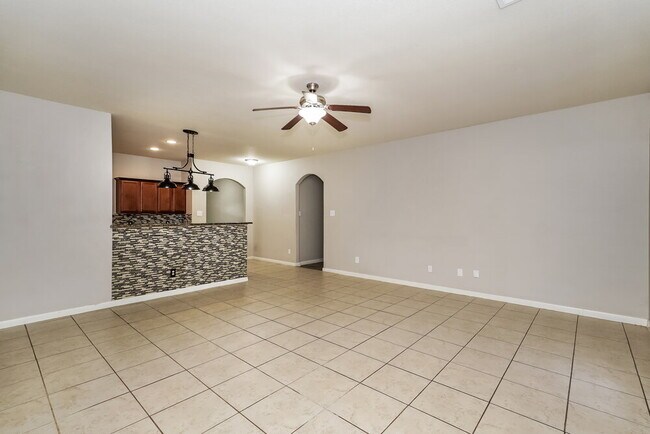 Foto del edificio - 4204 Tower Ln