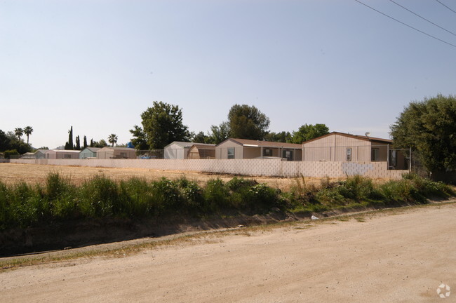 Building Photo - Lake Perris Village MHC