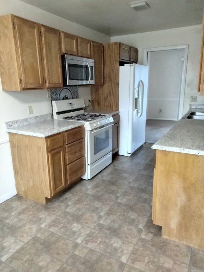 Photo - 6224 Birch Row Dr Townhome