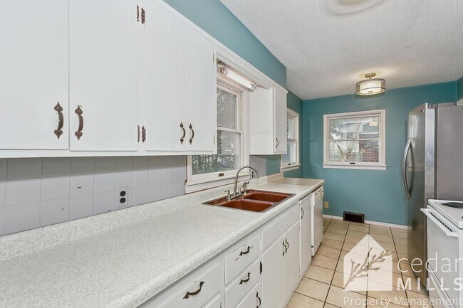 Foto del edificio - 3 Bedroom Home in North Wichita