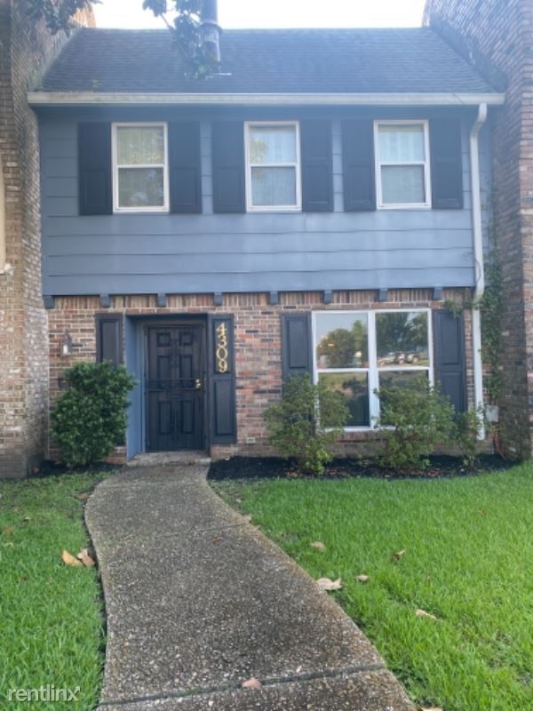 Primary Photo - 3 br, 2.5 bath House - 4309 Woodland Dr