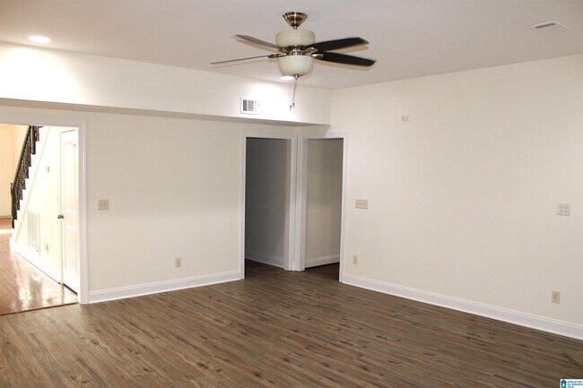 Foto del edificio - 2352 Arbor Glen