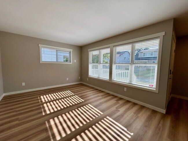 Foto del edificio - New Holly Townhouse