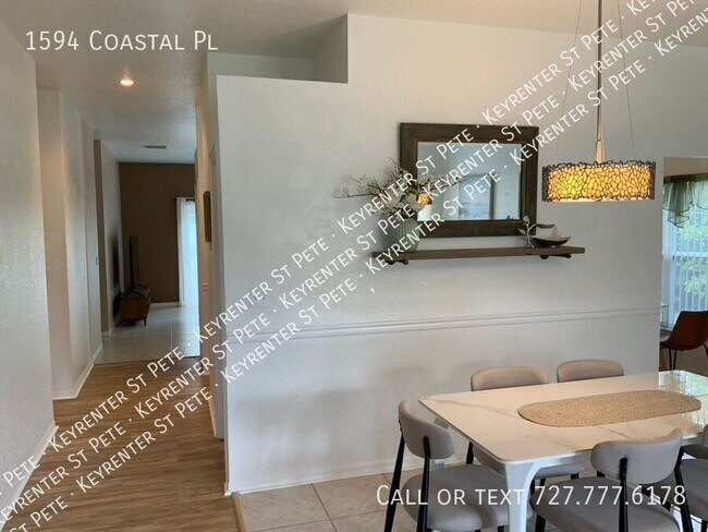 Foto del edificio - 1594 Coastal Pl