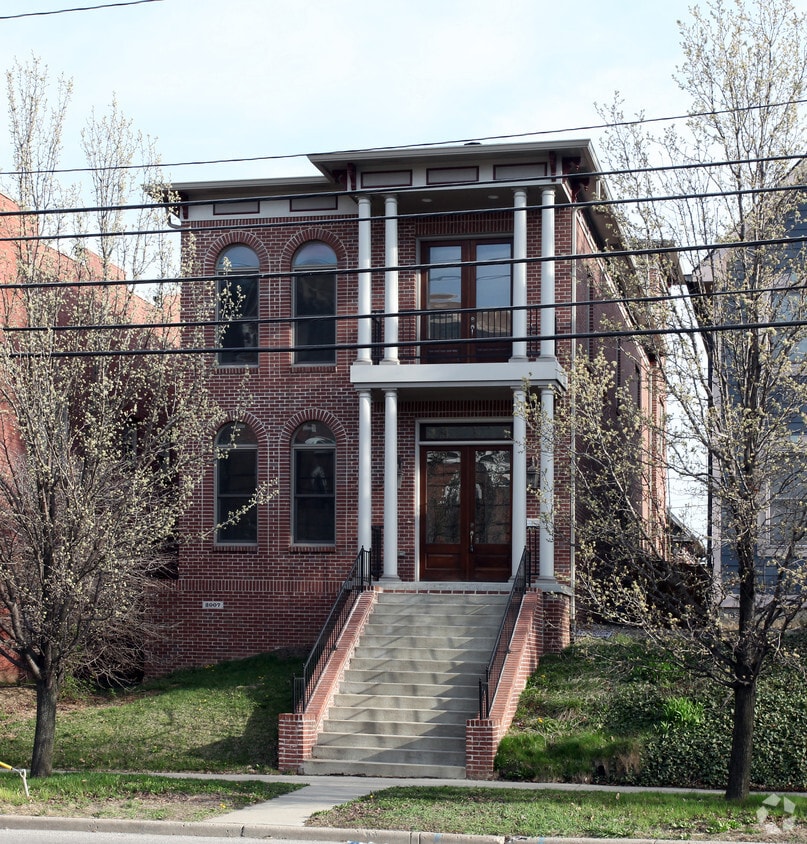 526 Fletcher Ave, Indianapolis, IN 46203 Apartments in Indianapolis