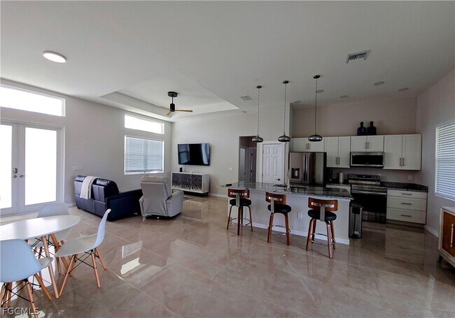 Foto del edificio - 2116 NE 22nd Ave