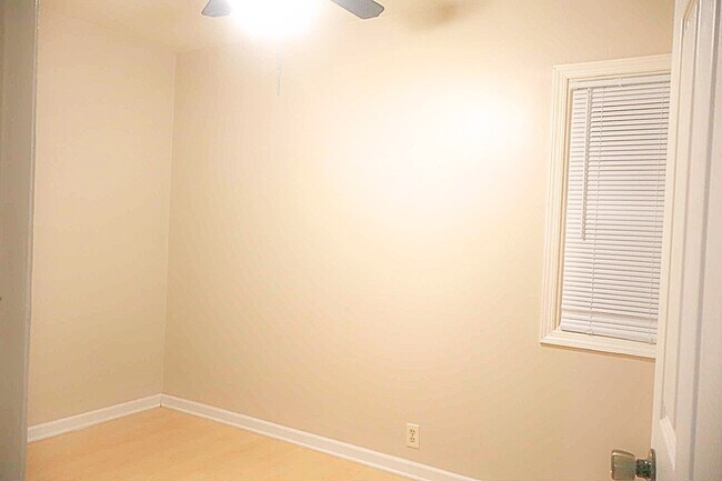 Foto del edificio - 420 Garland Ave